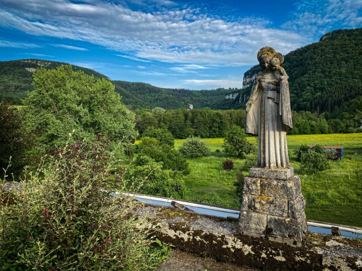 Lisons Des Sources Villa Nans-sous-Sainte-Anne Buitenkant foto