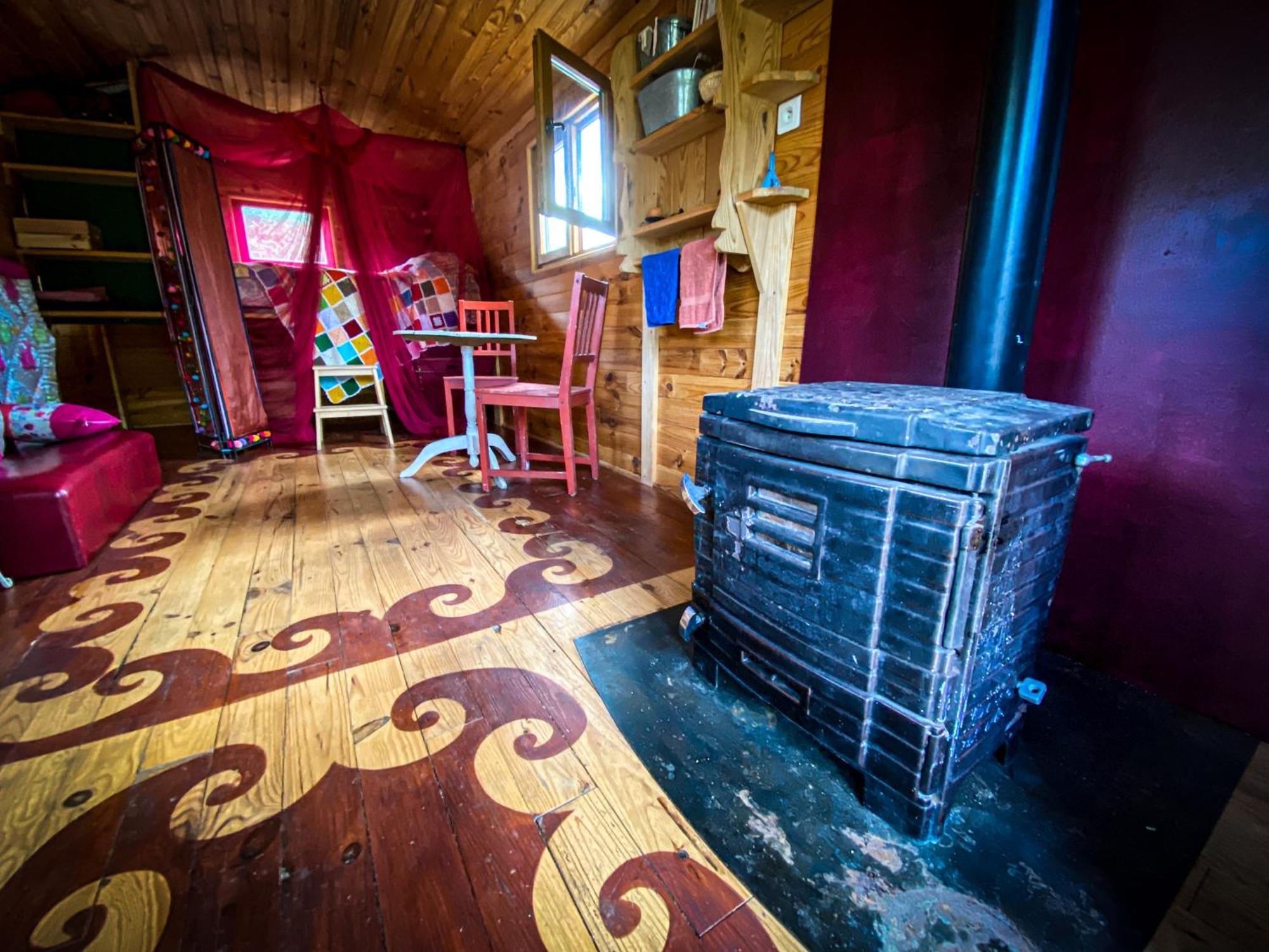 Lisons Des Sources Villa Nans-sous-Sainte-Anne Kamer foto
